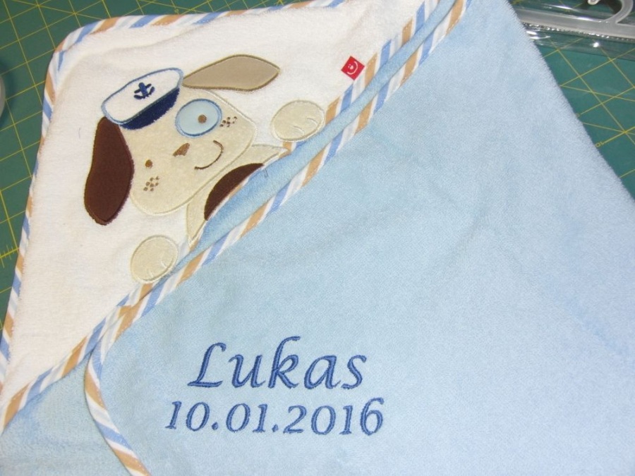 Baby Badetuch_hellblau_Hund1